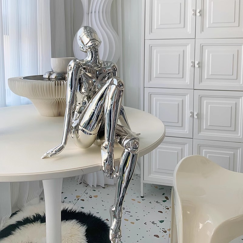 Muse ornaments, high-tech livi - High Tech Office Room review and price
